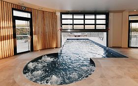 Golden Tulip Reims Bezannes